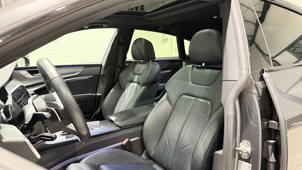 Audi A7 55 TFSIe SLine Matrix Trapa Ambientale Keyless - imaginea 28