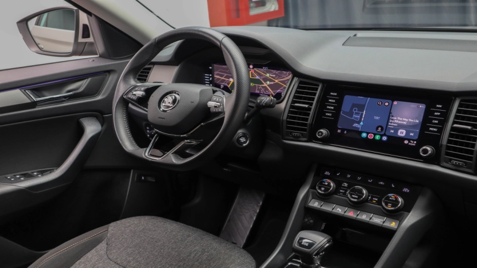 Skoda Kodiaq 2.0 TDI DSG Cockpit Lane BlindSpot ACC Ambientale Keyless - imaginea 28