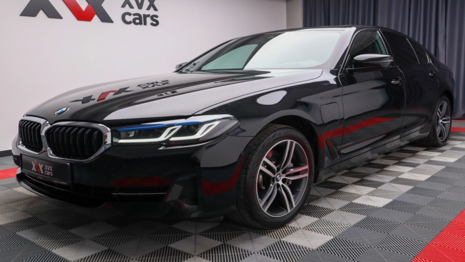 BMW 530e xDrive Automat Trapa Head Up Ambientale Faruri Laser Cockpit - imaginea 9