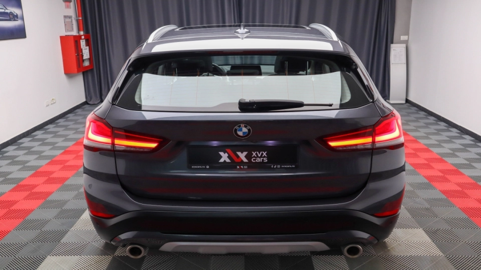 BMW X1 2.0d Aut Panoramic IncalzireAuxiliara HeadUp Ambientale BMW LED - imaginea 22