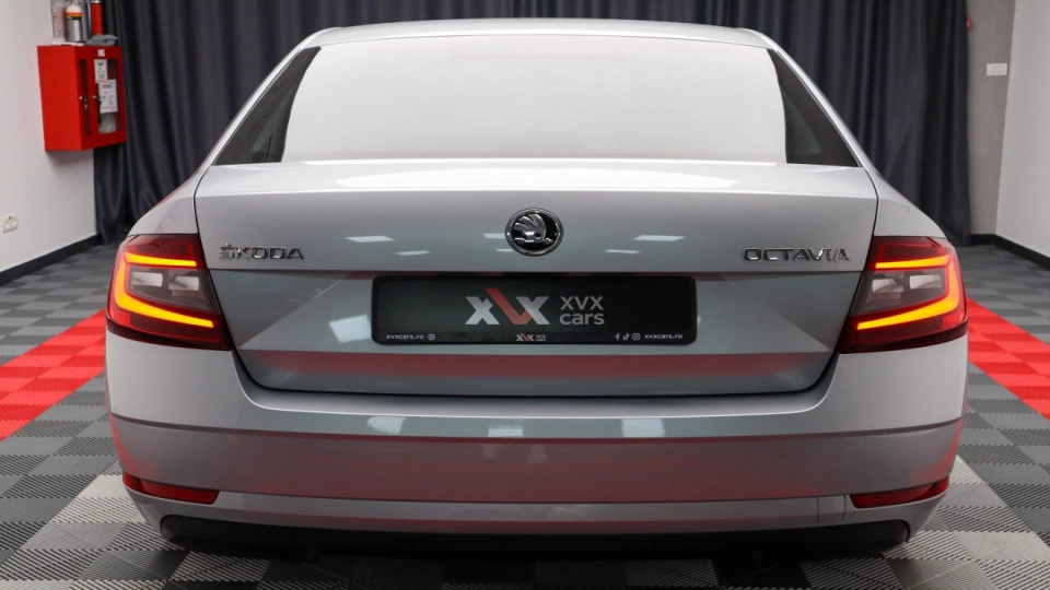 Skoda Octavia Style 2.0 TDI DSG Keyless LED Android/Apple - imaginea 6