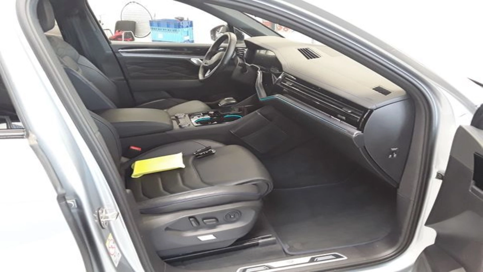 Volkswagen Touareg R Facelift Ventilatie Incalzire Memorii Puglia - imaginea 7