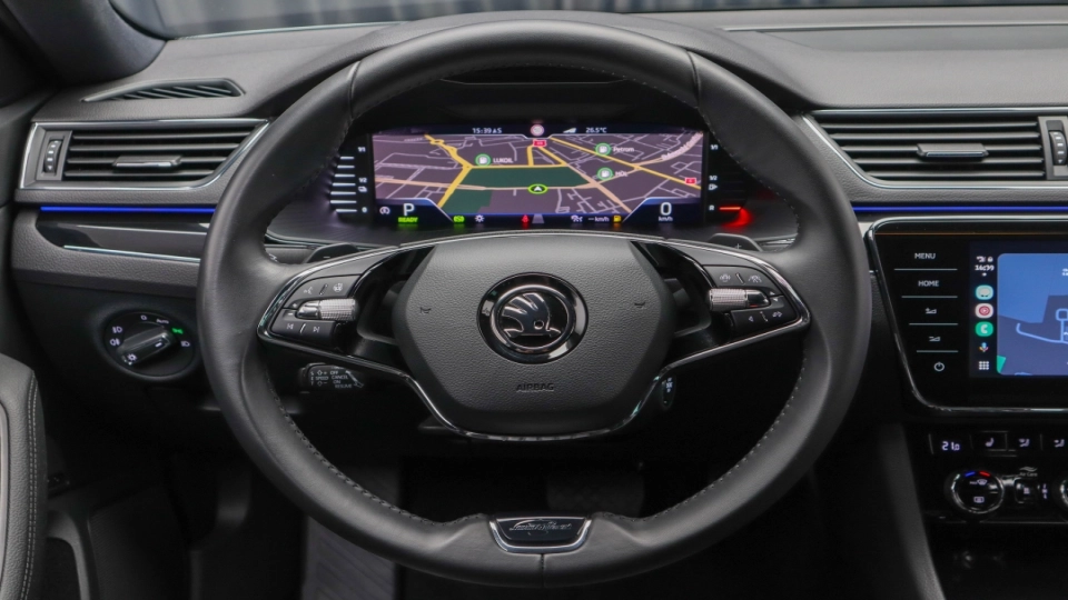 Skoda Superb Combi PlugIn DSG Laurin&Klement Matrix Webasto Ambientale - imaginea 31