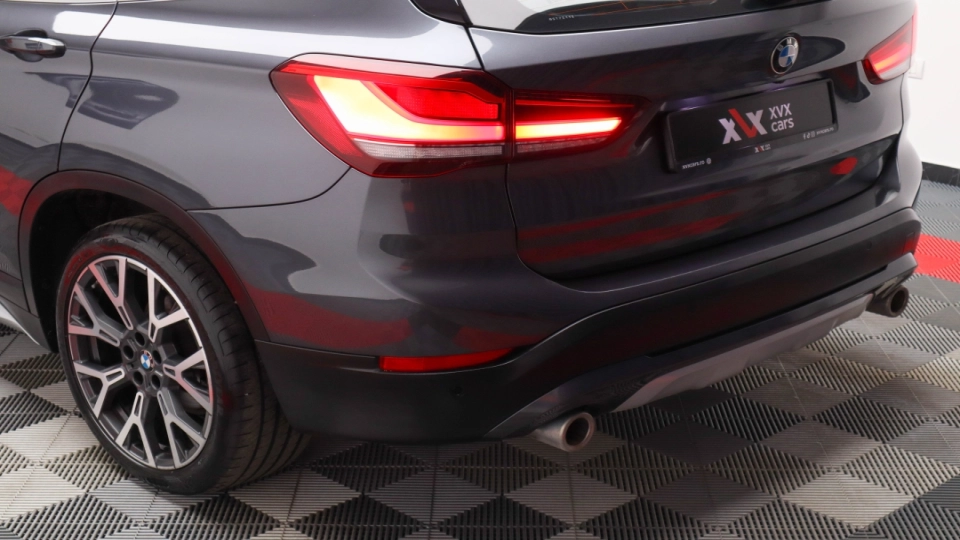 BMW X1 2.0d Aut Panoramic IncalzireAuxiliara HeadUp Ambientale BMW LED - imaginea 21
