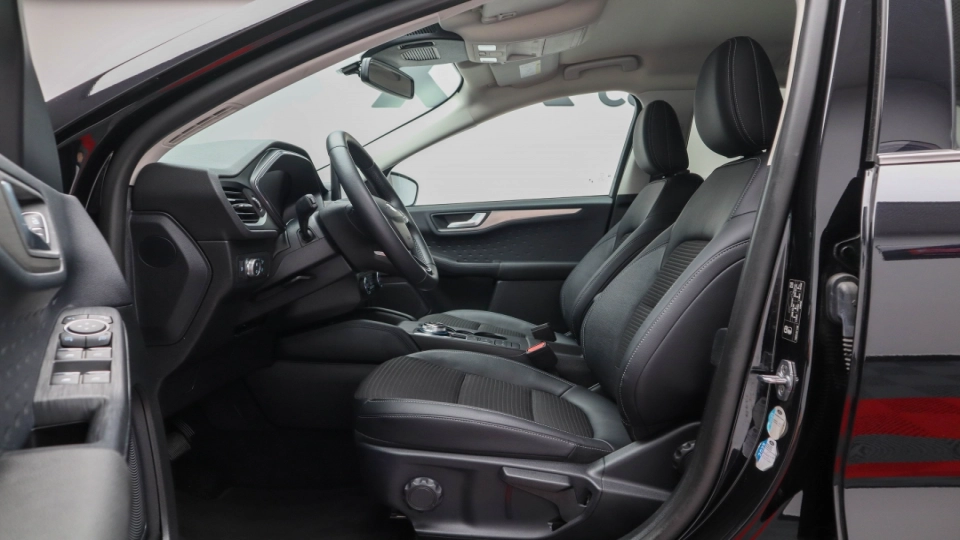 Ford Kuga Titanium X Plug-In Hybrid Automat 2.5 Benzina Bang&Olufsen - imaginea 21