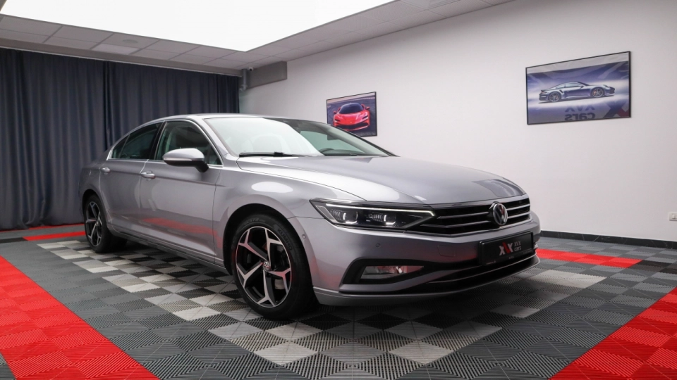 VW Passat Facelift 2.0 TDI DSG IQ Light Parktronic ACC VirtualCockpit  - imaginea 3