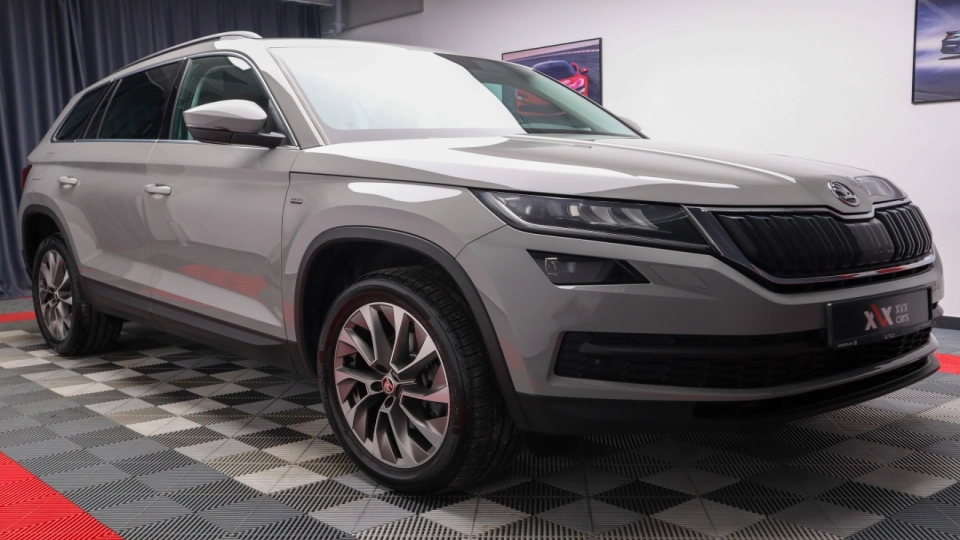 Skoda Kodiaq 2.0 TDI DSG Cockpit Lane BlindSpot ACC Ambientale Keyless - imaginea 11