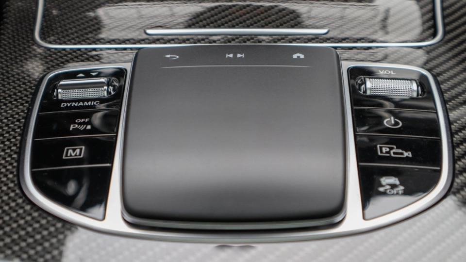 Mercedes GLC AMG 300e Panoramic MultiBeamLED Carbon PachAsistentaFull - imaginea 31