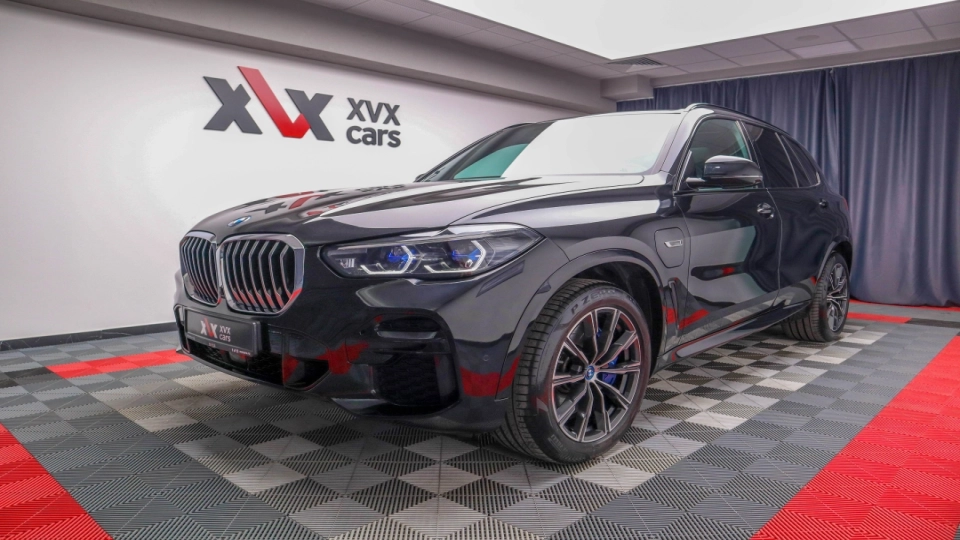 BMW X5 Pachet M Panoramic Assisted Drive Laser Interior Comfort Perne - imaginea 1