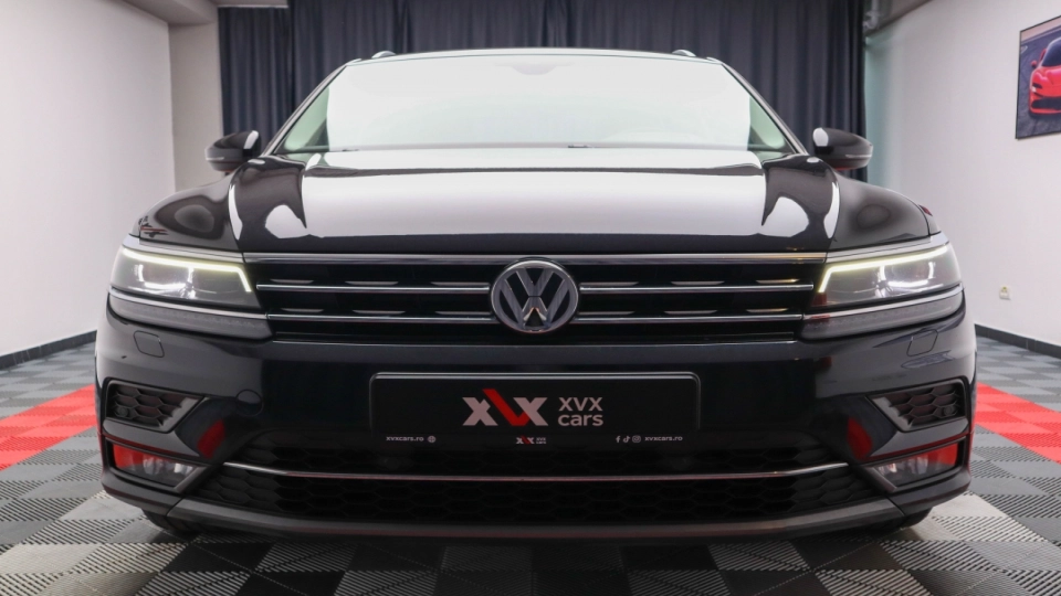 VW Tiguan 2.0 TDI DSG LaneAss BlindSpot Parktronic Cockpit Masaj ACC - imaginea 2