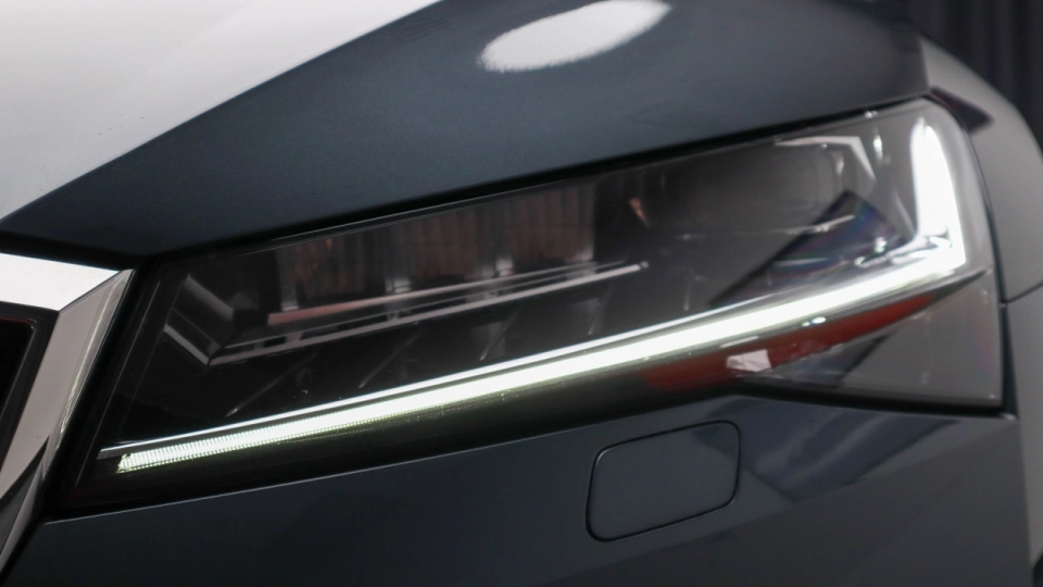 Skoda Superb PlugIn DSG Matrix LED Keyless Masaj ACC Virtual Cockpit   - imaginea 12