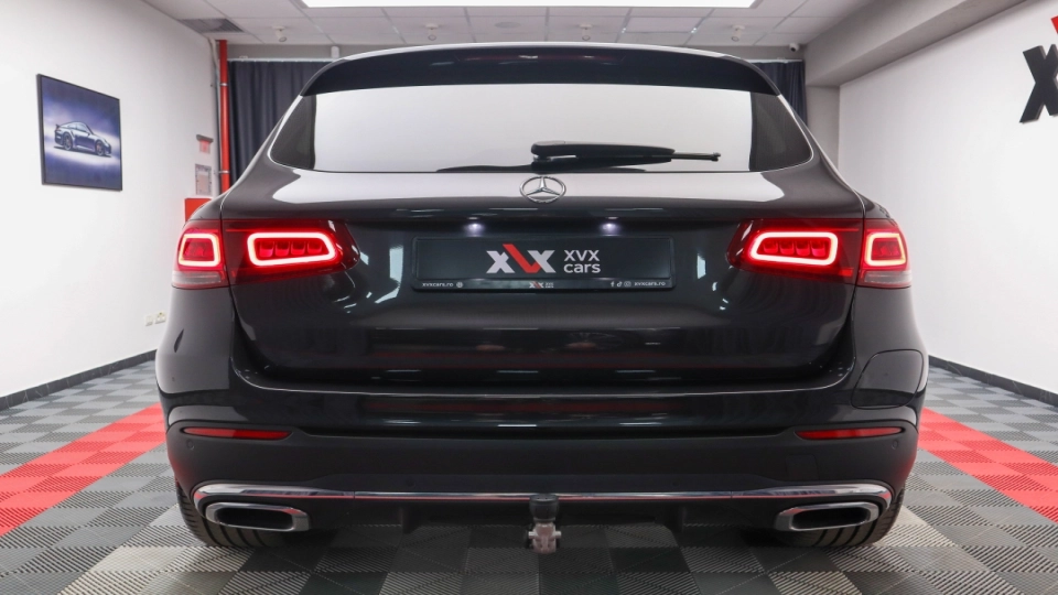 Mercedes GLC 300e Pachet AMG Asistenta PLUS MultiBeam LED Keyless  - imaginea 22