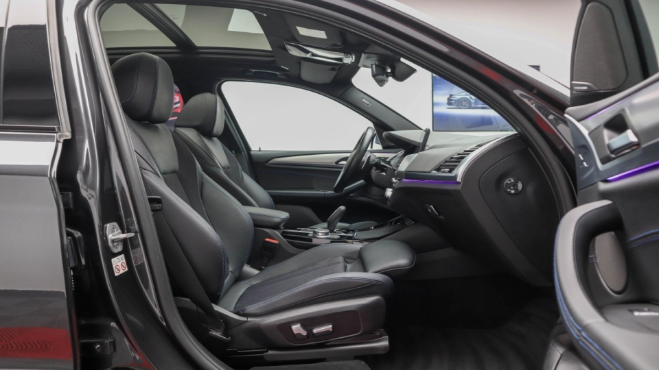 BMW X3 30e M Pachet Pano Gesturi Ambientale - imaginea 23