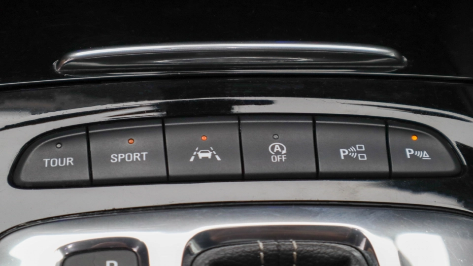 Opel Insignia 2.0 GSI 4x4 Navi Brembo LED ACC HeadUp Ventilatie Bose - imaginea 30
