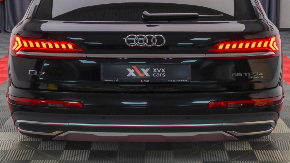 Audi Q7 55TFSIe Quattro Matrix LED Ambientale Cockpit HeadUp Keyless - imaginea 17