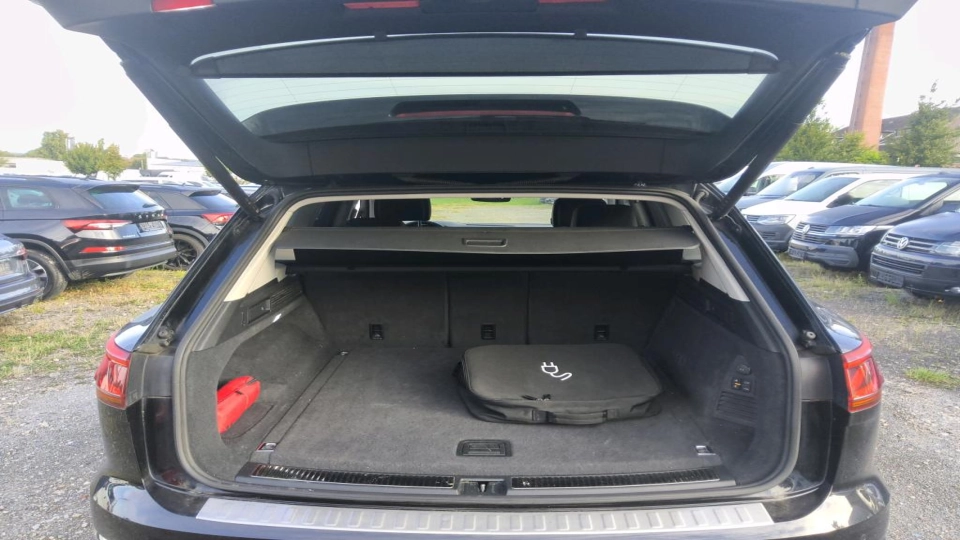 VW Touareg eHybrid Ventilatie Panoramic IQ Light Keyless Carlig - imaginea 5