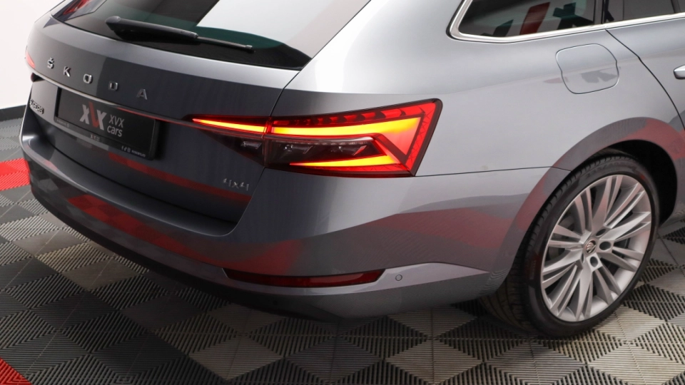 Skoda Superb DSG 4x4 Panoramic ACC Ventilatie BlindSpot Lane Cockpit - imaginea 21