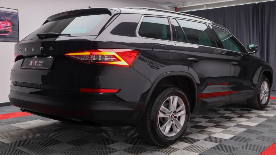 Skoda Kodiaq 2.0 TDI DSG Ambition Lumini Ambientale LED Blind Spot ACC - imaginea 18
