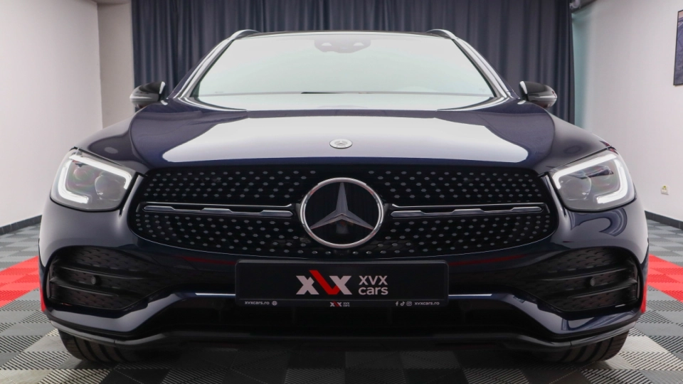 Mercedes GLC AMG 300e Panoramic MultiBeamLED Carbon PachAsistentaFull - imaginea 14