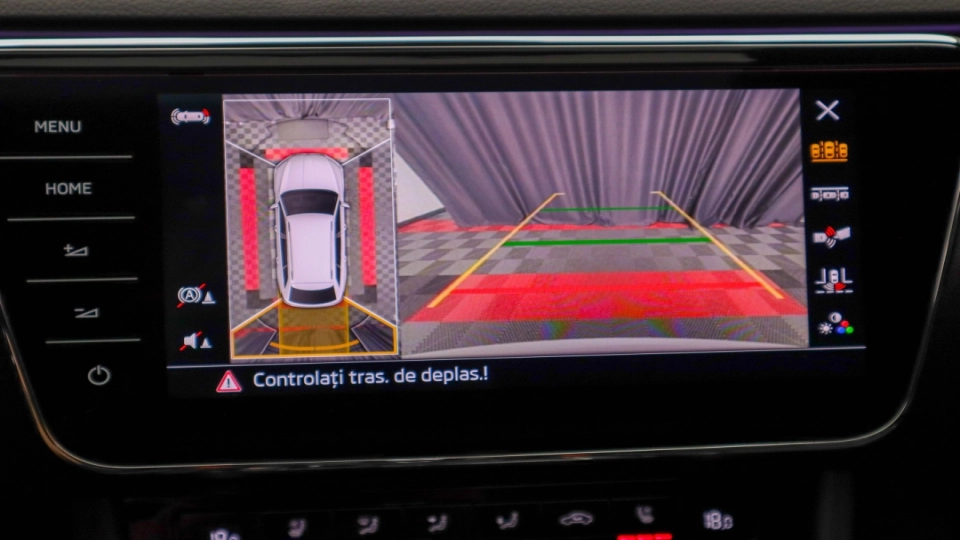 Skoda Superb Combi DSG PlugIn Pano Ventilatie Masaj Keyless ACC Matrix - imaginea 33