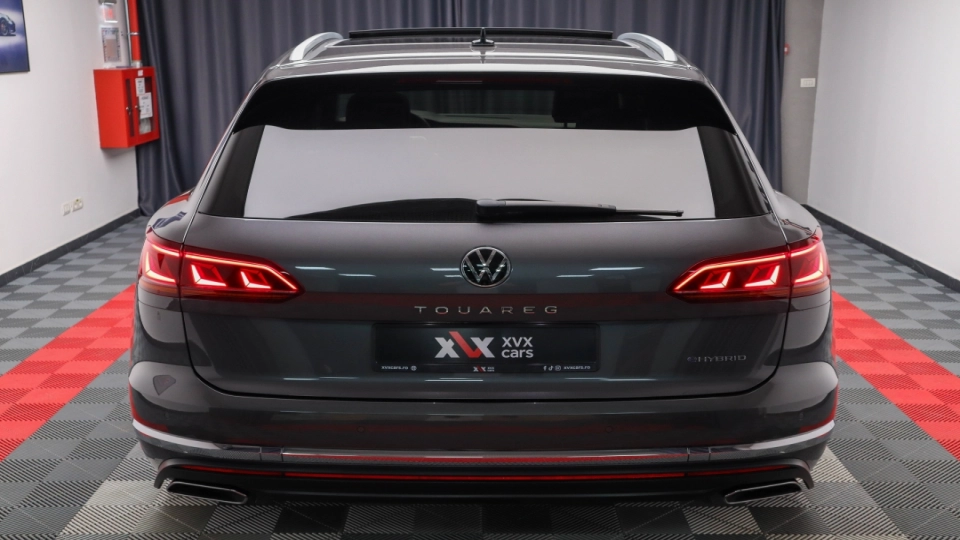 VW Touareg E-Hybrid 462 cai Trapa Ambientale Cockpit Masaj ACC Keyless - imaginea 21