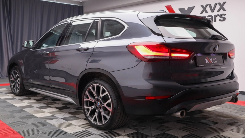 BMW X1 2.0d Aut Panoramic IncalzireAuxiliara HeadUp Ambientale BMW LED - imaginea 18