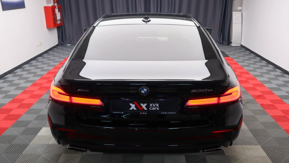 BMW 530e xDrive Automat Trapa Head Up Ambientale Faruri Laser Cockpit - imaginea 5