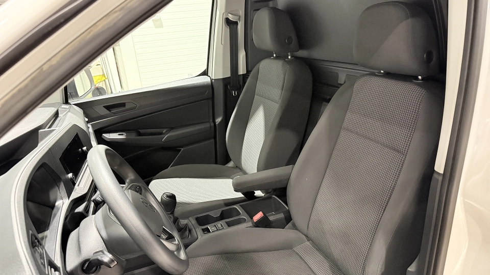 Volkswagen Caddy 2.0 Diesel 102 cai Apple CarPlay Senzori Parcare - imaginea 18