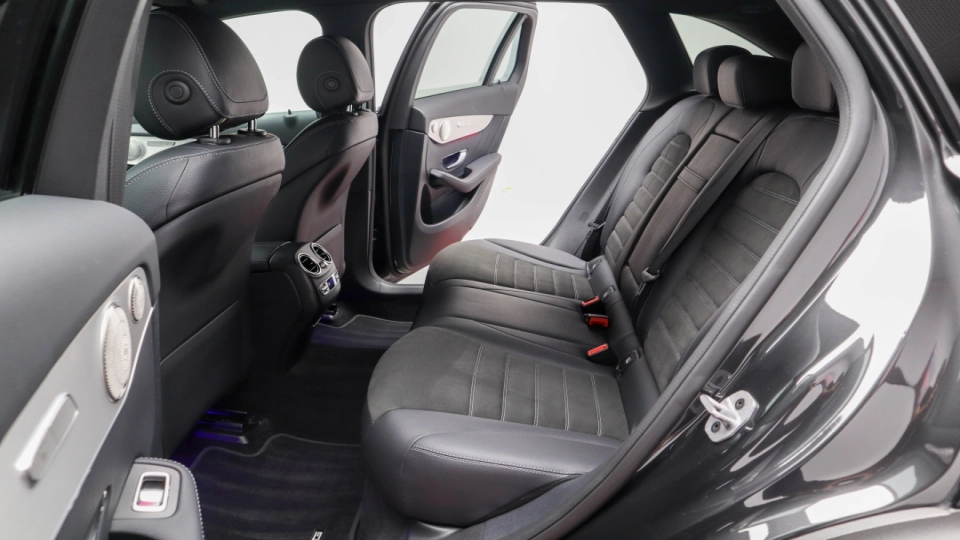 Mercedes GLC 300e Pachet AMG Asistenta PLUS MultiBeam LED Keyless  - imaginea 6