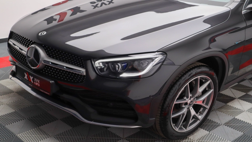 Mercedes GLC 300e Pachet AMG Asistenta PLUS MultiBeam LED Keyless  - imaginea 13