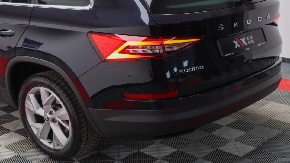 Skoda Kodiaq 2.0 TDI DSG Cockpit Lane BlindSpot ACC Ambientale Keyless - imaginea 15