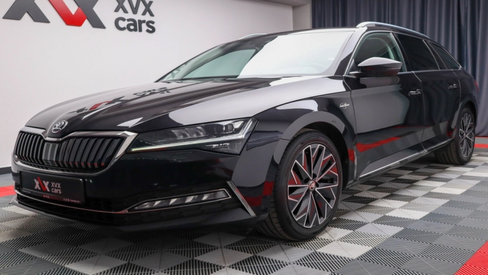 Skoda Superb 2.0TDI DSG Laurin&Klement Canton Crystal Lighting Webasto - imaginea 4
