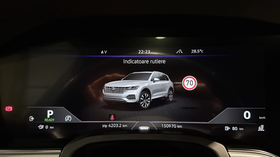 VW Touareg eHybrid Piele Puglia Ventilatie Panoramic IQ Light Carlig - imaginea 22