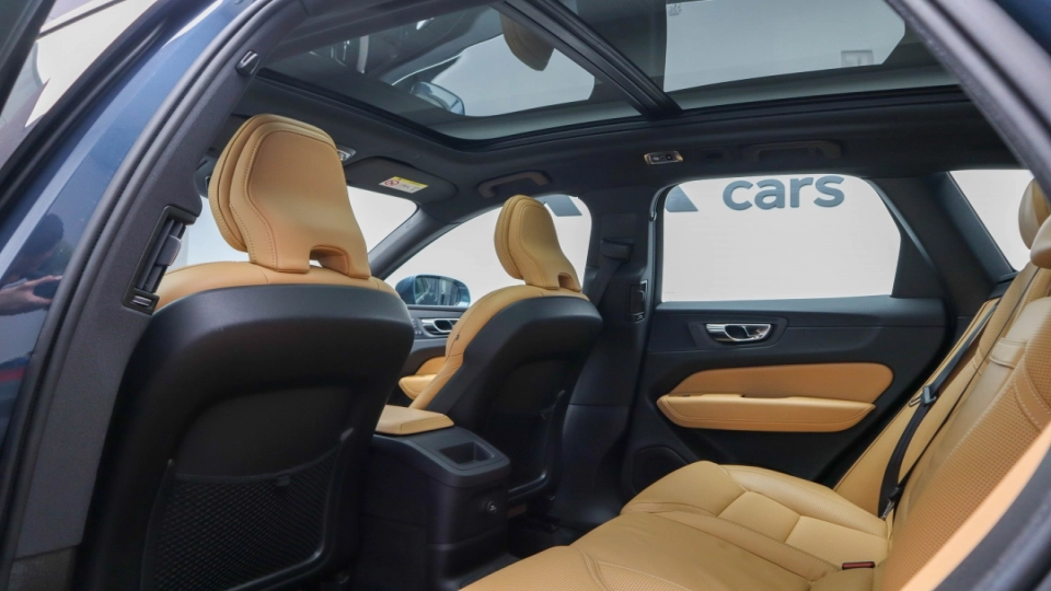 Volvo XC60 T8 Inscription Pano ACC ScauneVentilate HeadUp HarmanKardon - imaginea 27