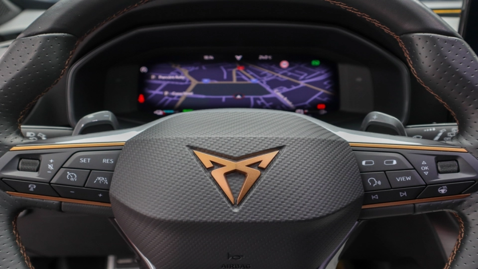 Cupra Formentor Hybrid ACC Piele LED Cockpit Carlig LaneAssist Memorii - imaginea 30