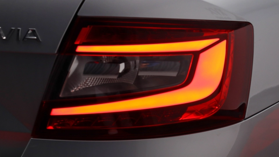 Skoda Octavia Style 2.0 TDI DSG Keyless LED Android/Apple - imaginea 15