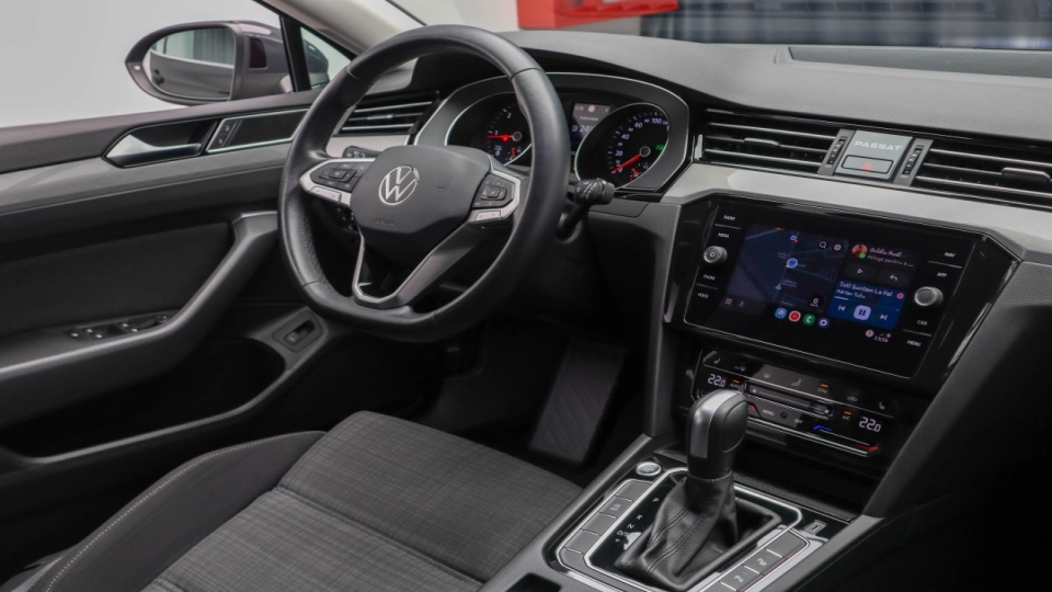 VW Passat Combi 2.0 TDI DSG IQ Light ACC Lane/Side/Front Assist Masaj - imaginea 33