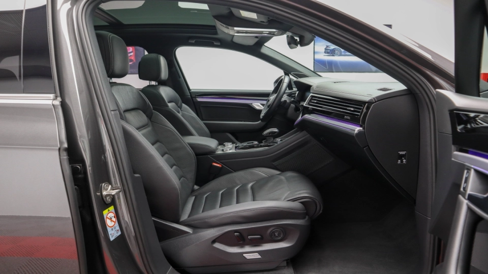 VW Touareg E-Hybrid 462 cai Trapa Ambientale Cockpit Masaj ACC Keyless - imaginea 26