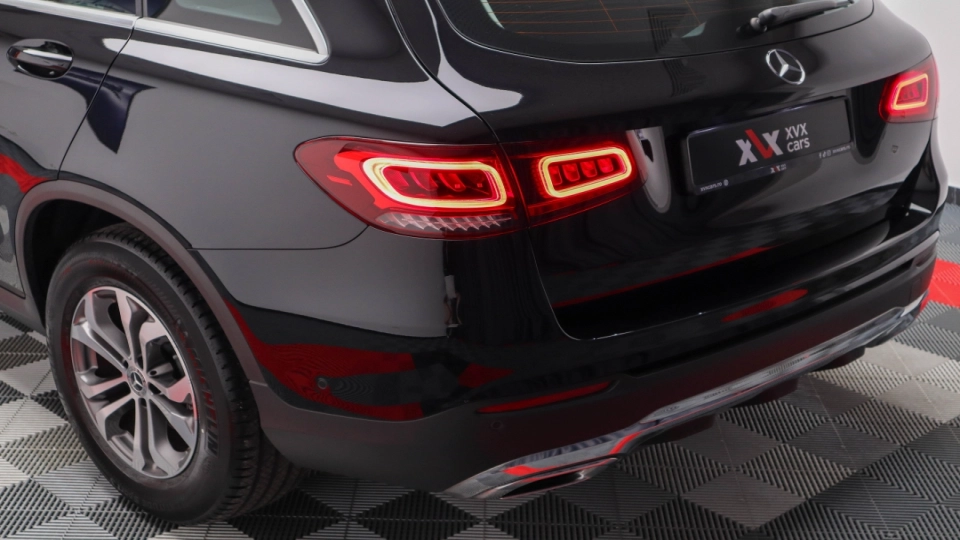 Mercedes GLC Aut 200 Benzina 4Matic LED Camera Navi Android/Apple - imaginea 19