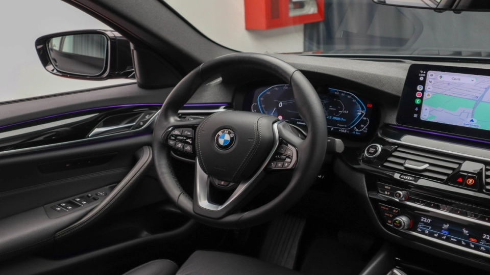 BMW 530e Assisted Driving Interior Confort Ventilatie Faruri Laser - imaginea 34