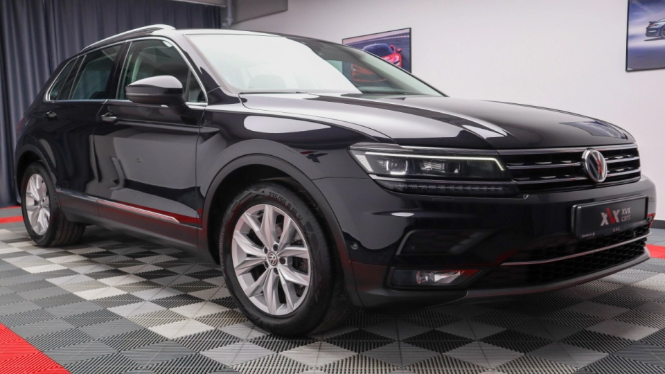 VW Tiguan 2.0 TDI DSG LaneAss BlindSpot Parktronic Cockpit Masaj ACC - imaginea 7