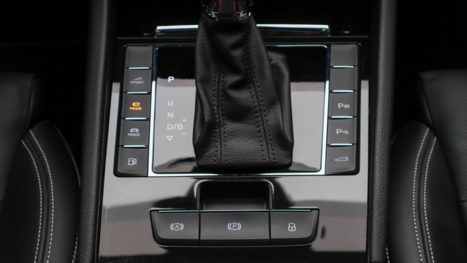 Skoda Superb Plug In Hybrid Laurin&Klement Scaune Ventilate Masaj - imaginea 34