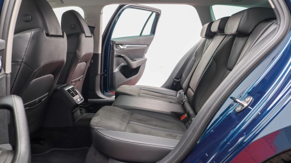 Skoda Octavia Combi Style 2.0TDI DSG Keyless Go/Entry Memorii Cockpit - imaginea 21