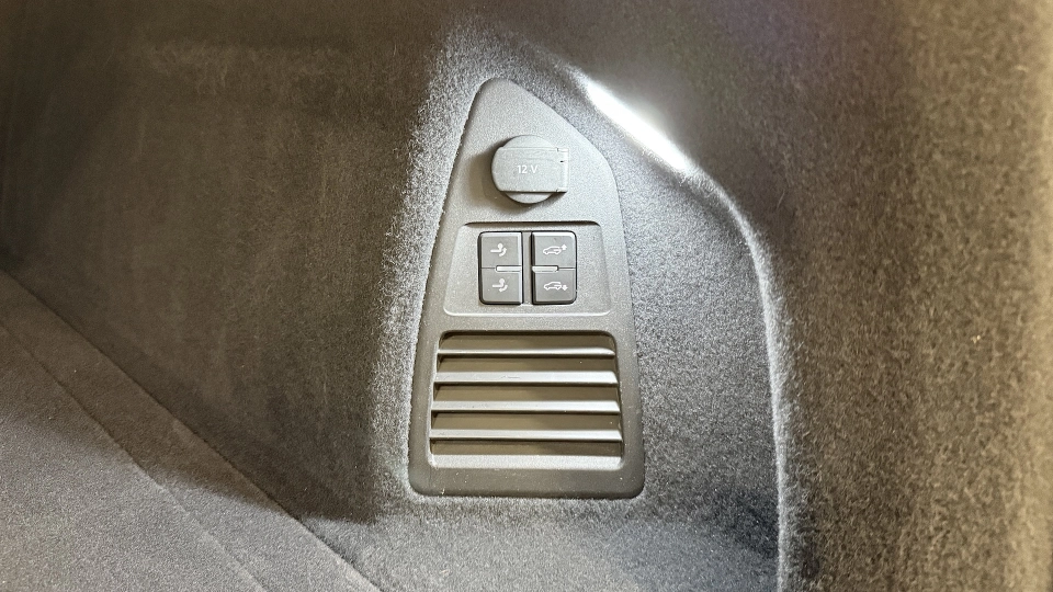 VW Touareg eHybrid Masaj Ventilatie Panoramic IQ Light Keyless Carlig - imaginea 37