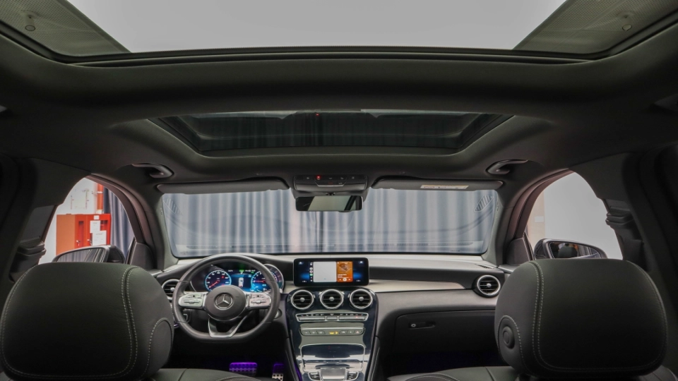 Mercedes GLC 300e AMG Burmester Ambientale Panoramic - imaginea 8