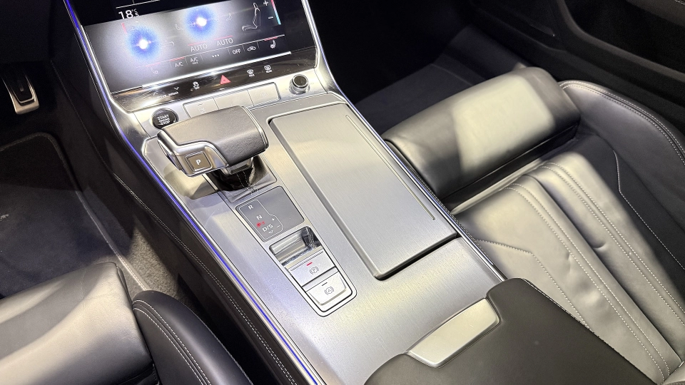 Audi A7 55 TFSIe SLine Matrix Trapa Ambientale Keyless - imaginea 23