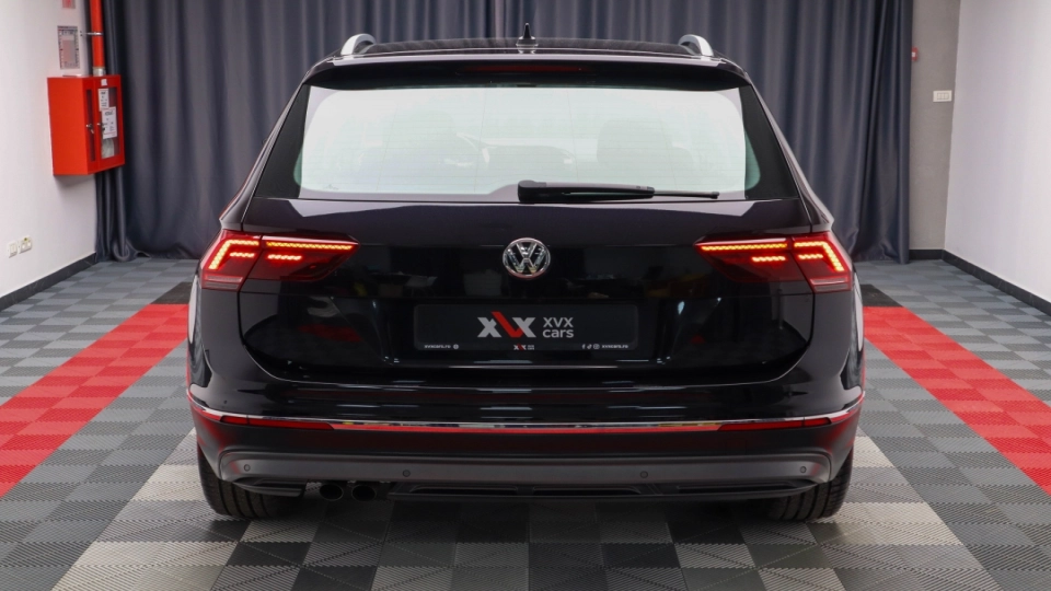 VW Tiguan 2.0 TDI DSG LaneAss BlindSpot Parktronic Cockpit Masaj ACC - imaginea 12