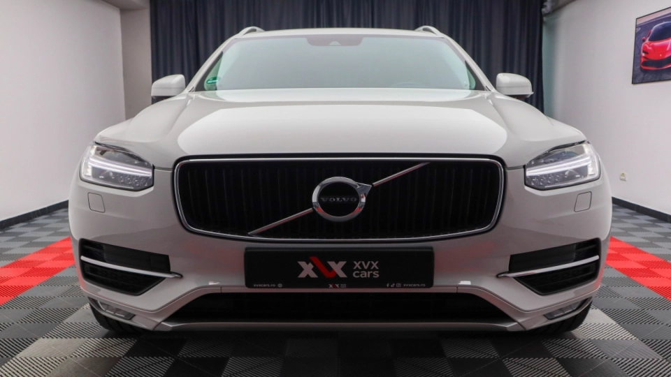 Volvo XC 90 D5 Aut 7 Locuri 4x4 Thor LED Keyless Go/Entry Virt.Cockpit - imaginea 4