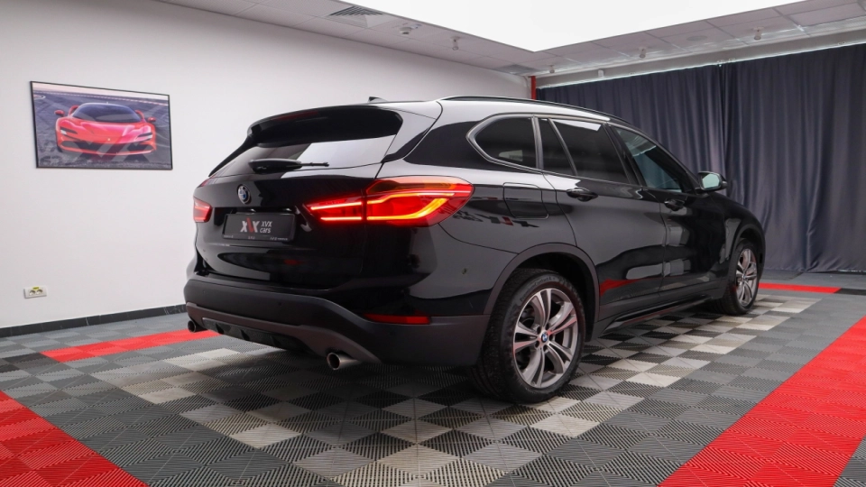 BMW X1 SportLine 2.0d Automat Faruri LED Lane Assist Scaune Sport - imaginea 6