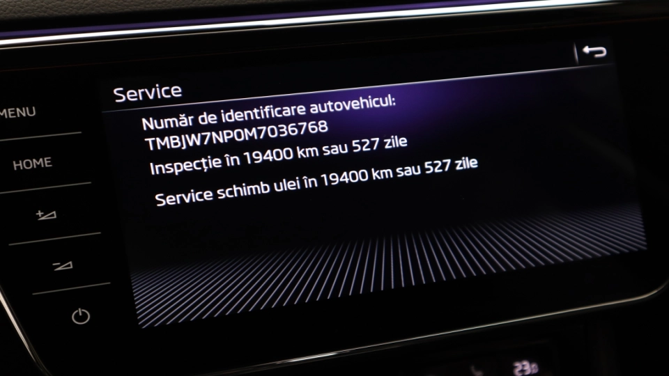 Skoda Superb PlugIn DSG Matrix LED Keyless Masaj ACC Virtual Cockpit   - imaginea 39